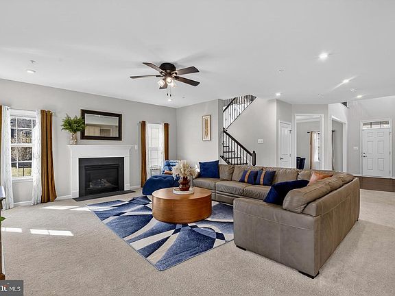 5th image of 15407 Governors Park Ln