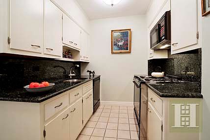 3rd image of 60 Sutton Pl S #10ES