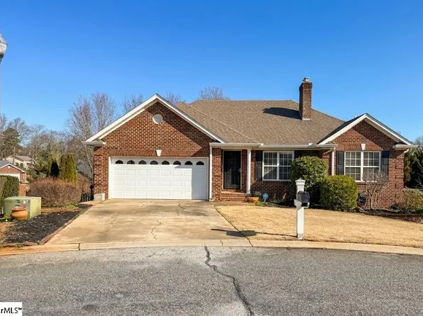 14 Saint Thomas Ct, Greer, SC 29651