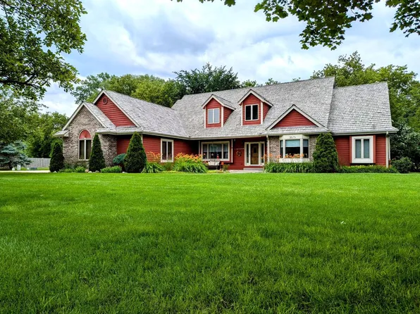 1675 Starbridge DRIVE, Brookfield, WI 53005