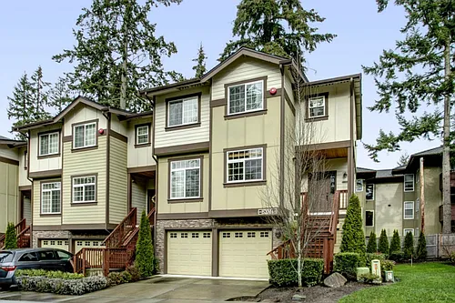 15200 NE 15th Pl Photo 1