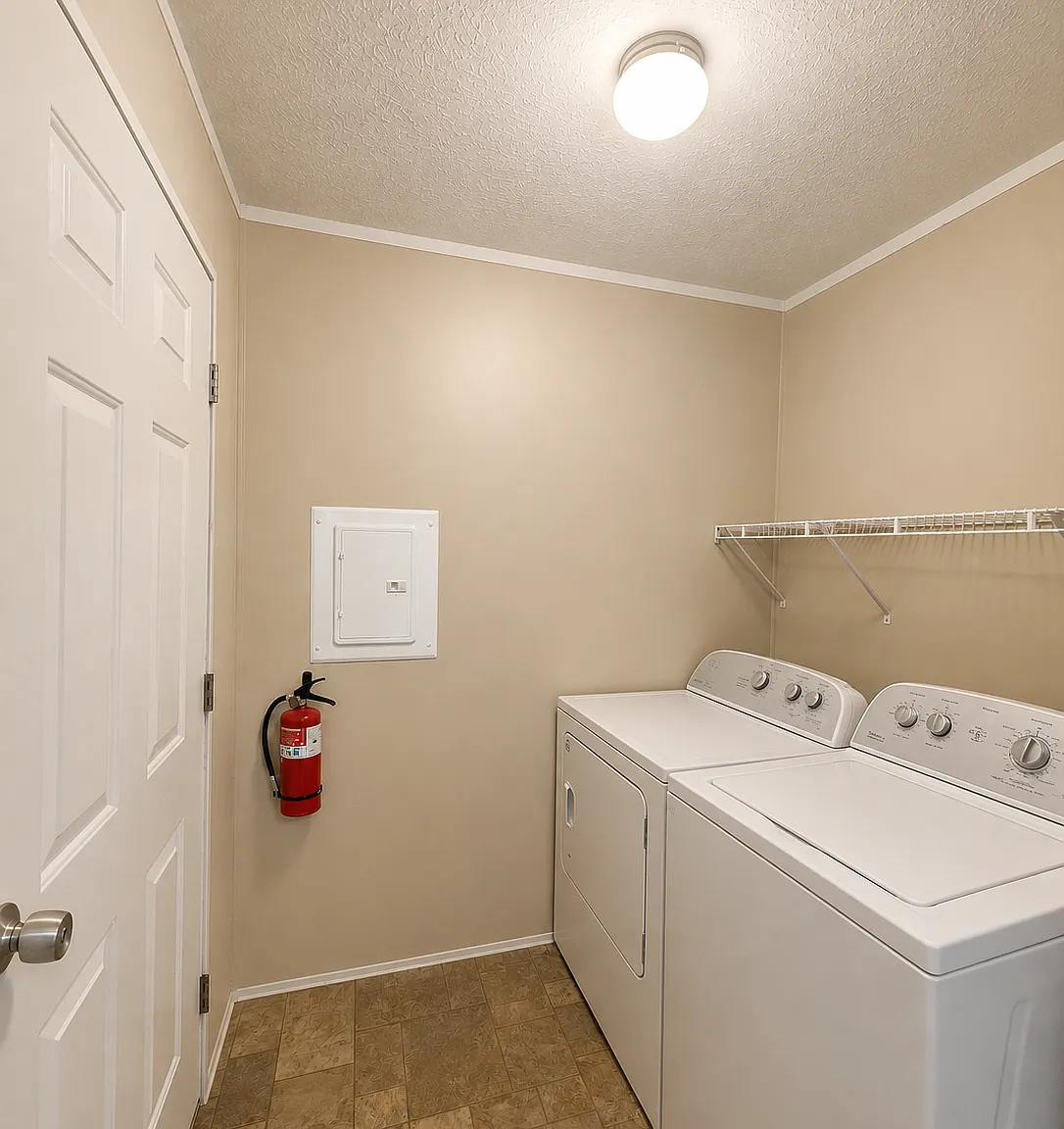 3 bed, 1056 sqft, $999 — Photo 4