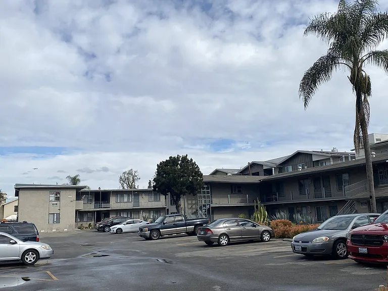 2203 E. El Segundo Blvd. (Elsegunbrook, LLC) — Photo 12