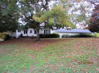 1637 Danville Rd, Kilgore, TX 75662