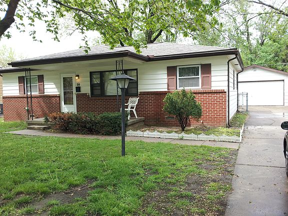 2nd image of 4715 S Charles Ave