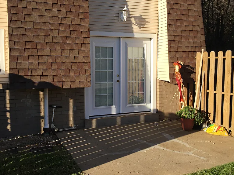 1300 Rosewood Ct — Photo 22