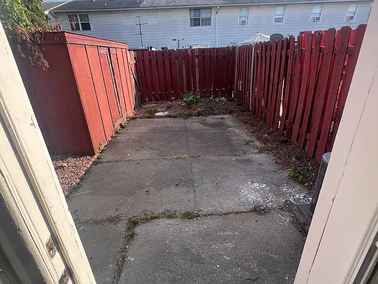 3343 Ashley Ln — Photo 8