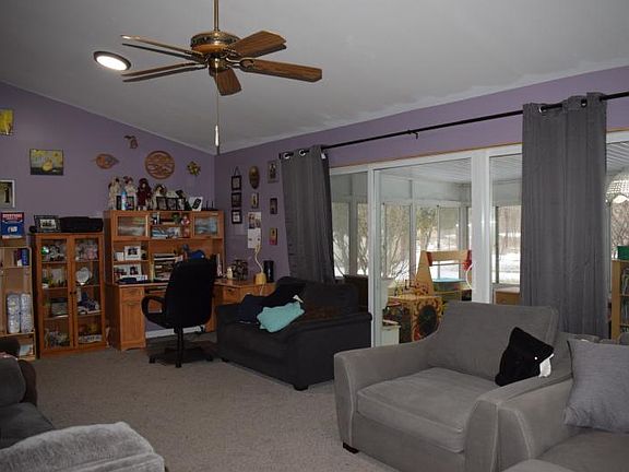 4th image of 299 Cass River Dr