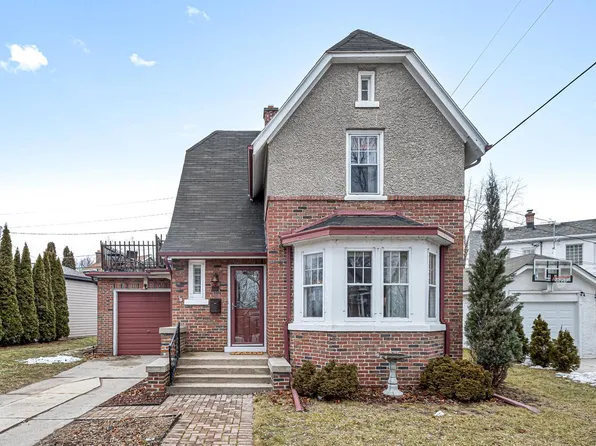 517 East Riverside DRIVE, Kohler, WI 53044
