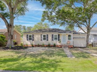 5904 Oak St, Hanahan, SC 29410