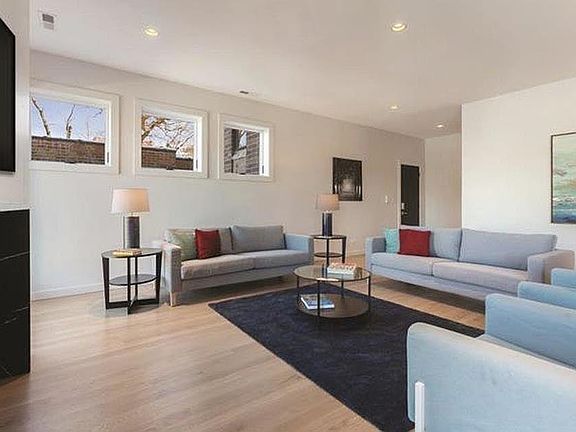 5th image of 1745 N Hoyne Ave #1W