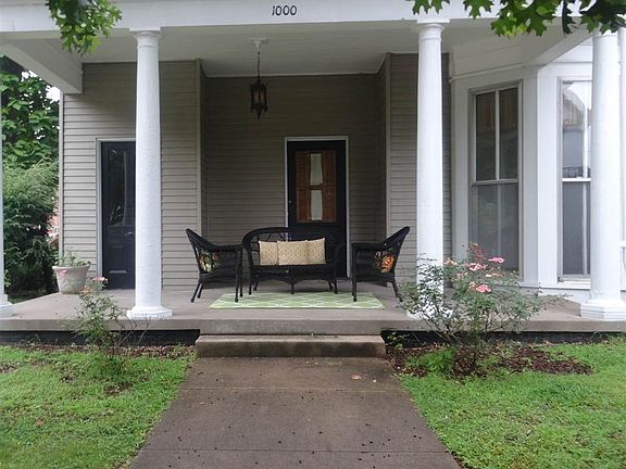 2nd image of 1000 SE 1st St