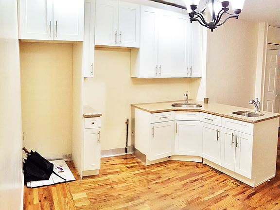 2nd image of 463 Lafayette Ave #2nd
