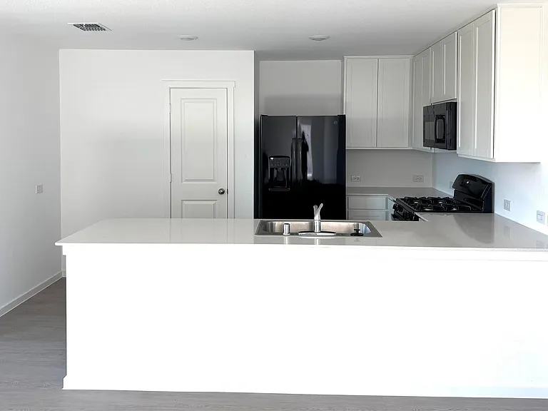 5308 Agalinis Ave — Photo 12