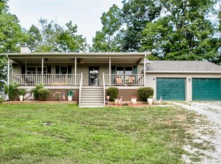 515 Easter Ln, La Follette, TN 37766