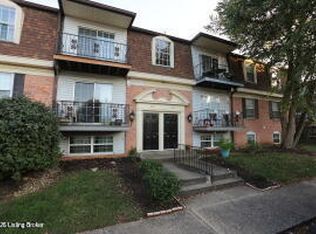 208 Flanders Ct APT 3, Louisville, KY 40218