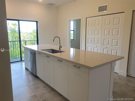 5th image of 8195 NW 104th Ave #22