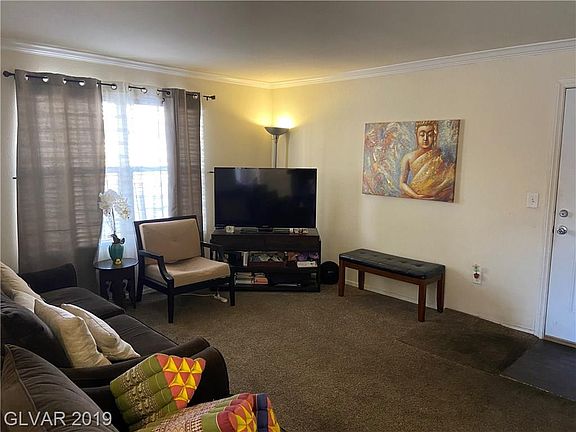 3rd image of 1150 N Buffalo Dr APT 1076