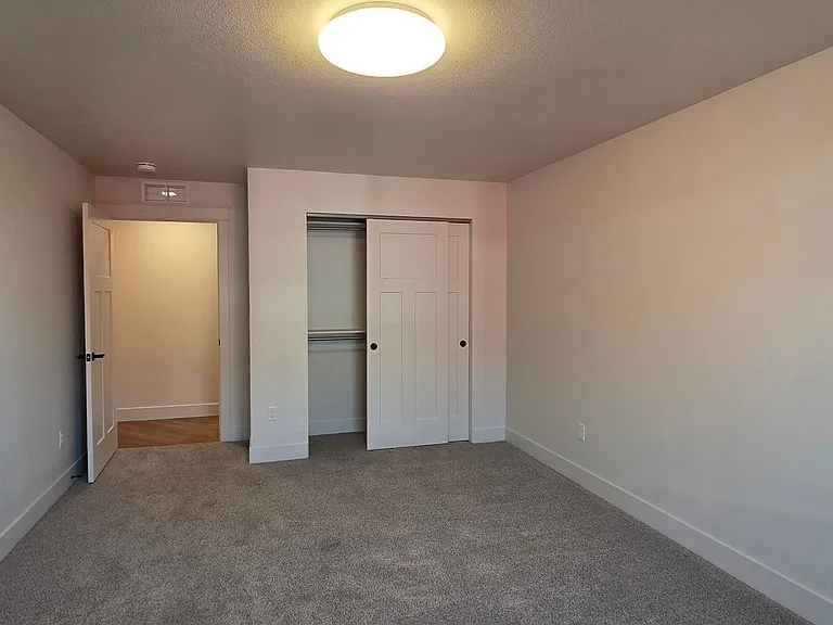 1026 Center Dr — Photo 24