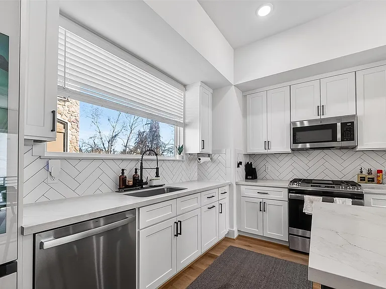 4804 Elysian St #C — Photo 14