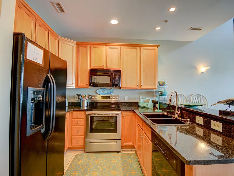 205 Summer Winds Pl — Photo 12