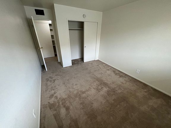 4th image of 1810 Ednamary Way APT C