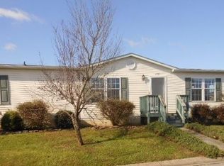 1221 Turf Way, Sevierville, TN 37876