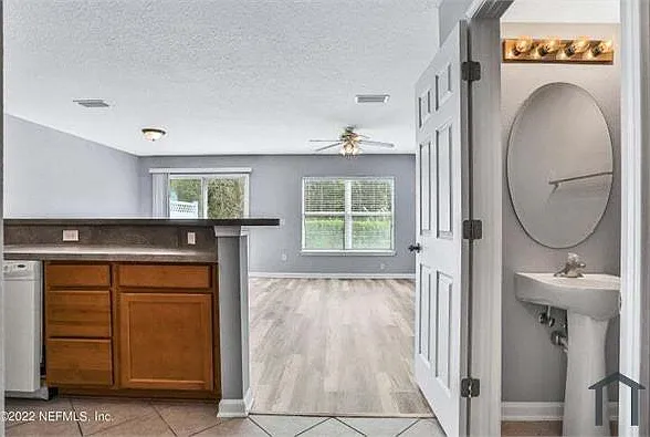 822 S Black Cherry Dr — Photo 4
