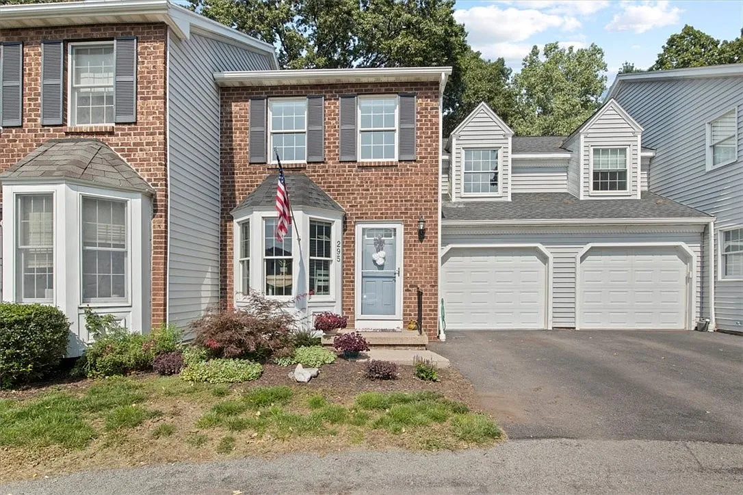 295 Harbor Hill Dr photo 1
