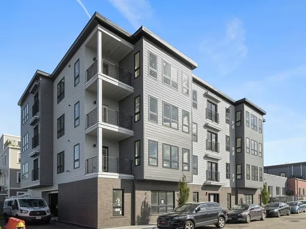 19-23 Clapp St #1, Dorchester, MA 02125