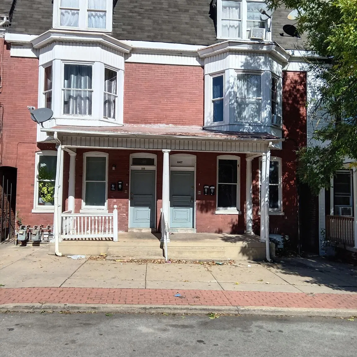1 bed, 1.0 bath, 850 sqft, $925 — Photo 1