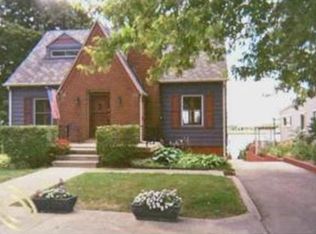 37 Gratiot Blvd, Marysville, MI