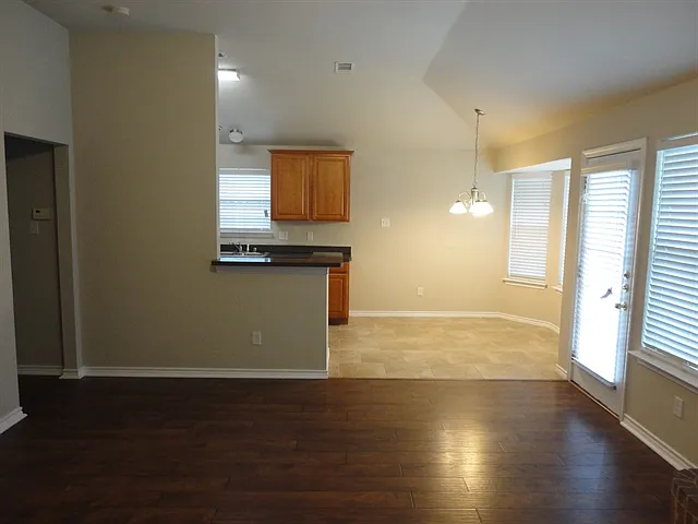 1720 Hope Town Dr — Photo 5