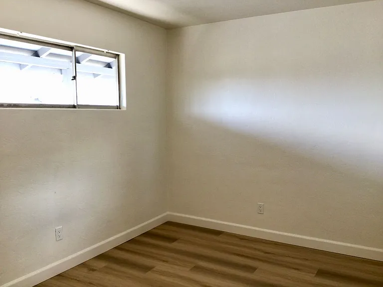 5836 Lauretta St — Photo 10