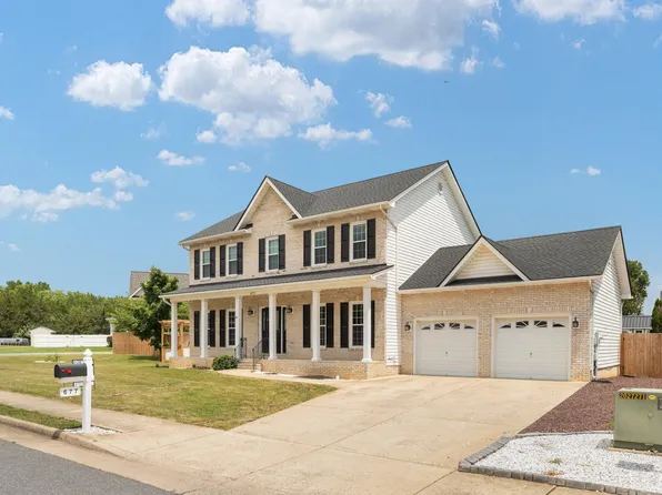 677 Dellinger Dr, Strasburg, VA 22657