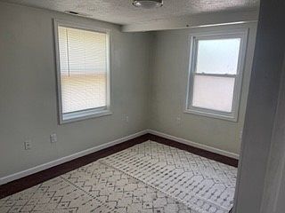 3rd image of 53 Maplewood Ave