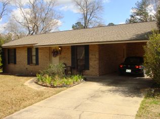 128 Eddie Smith Rd, Hattiesburg, MS 39401