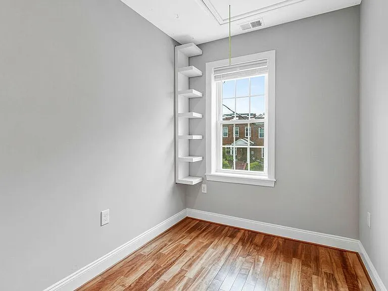 919 Decatur St NW — Photo 22