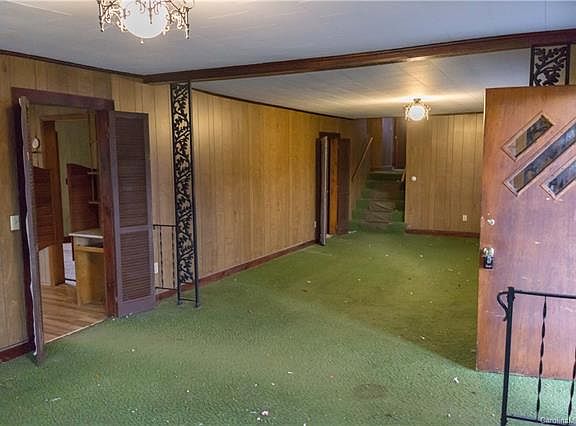5th image of 1533 Brown Ave