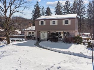 3702 Gleneagle Dr, Murrysville, PA