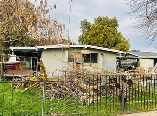 305 Peach St, Exeter, CA 93221