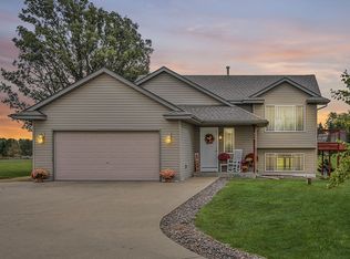 999 158th St, Hammond, WI 54015