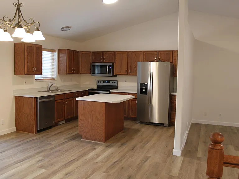 2937 S 600 W — Photo 2