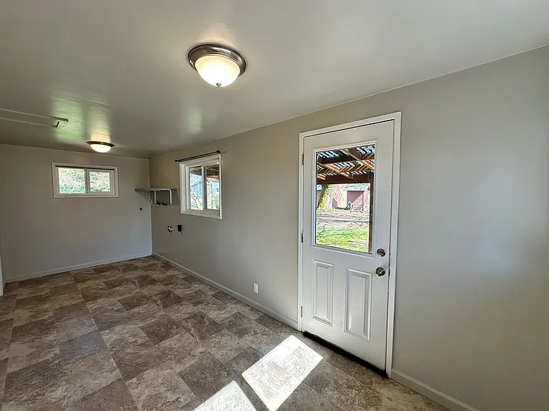 29364 Talbott Ln — Photo 27