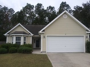 525 Maple Branches Dr, Belville, NC 28451