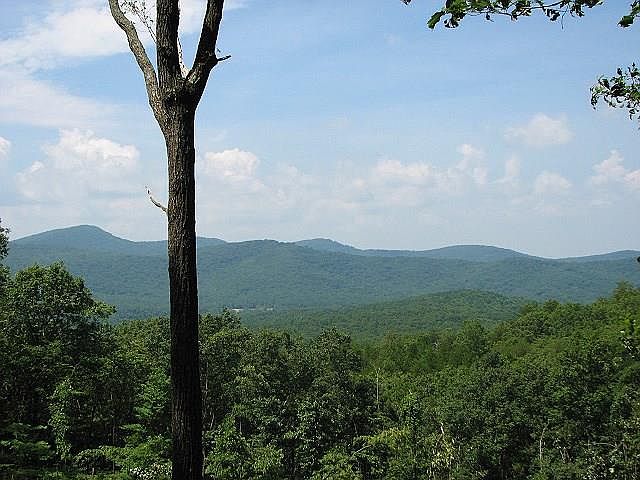 1st image of 2350 S Piney Spur