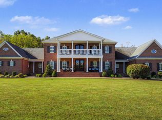 564 Somerset Dr, Paris, TN 38242