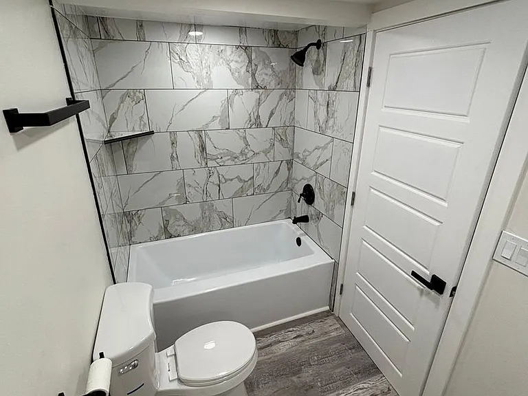 1091 E Mecham Ln — Photo 18