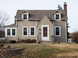 1832 N 49th Ave, Omaha, NE 68104