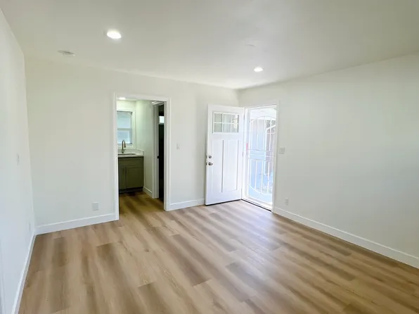 855 Arguello Dr #A, San Leandro, CA 94578